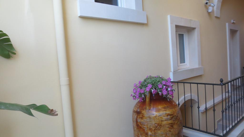 Antico Casale B&B Вельє Екстер'єр фото